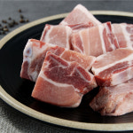 한돈 돼지갈비 갈비찜용 1kg 냉동 국내산 : 팀커머스