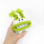 KKAERONG BBOGLE GREEN AIRPODS CASE 깨롱이 에어팟 뜨개 케이스 : swiveLoom