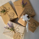 돌잔치 이벤트 선물 포장 라벤더 목화 마끈 구성 크라프트포장지 : 더디자인브런치