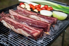 미국산 초이스 등급 우대갈비 700g 6,7,8번 꽃갈빗살 사용 캠핑용 고기 바베큐 고기 : 바다베개