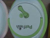 엄빵 펫프레쉬 자동 진공용기 진공 사료통 2개 중고 : 싸게 다팜