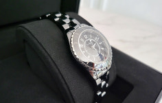 [중고명품다올] 샤넬 J12 워치 칼리버 12.2, 33MM 여성시계 H5696 : 중고명품 다올 남포점