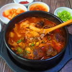 다정순대 깔끔 구수 돼지국밥 사골순대국 얼큰순대국 즉석국 순댓국 밀키트 700g : 엄마 손맛