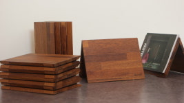 [우딩] 접이식 북레스트 사이시옷 각인 선물 원목 책거치대 책받침대 : Wooding