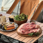 초신선 캠핑 BBQ 뼈삼겹살 돈마호크 목살숄더랙 삼겹 한돈 바베큐 암퇘지 1kg 돼지고기 : 김군네맛있는정육점