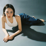 유라 (Youra) 미니 앨범 GAUSSIAN [1CD] 디지팩 : 온리뮤직