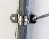 스텐 배관 전기파이프 세탁기호스 고정 새들 반새들 100개입 : 이리오시온