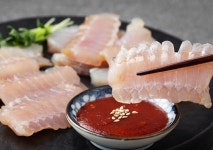 영산 국산 홍어 모둠살 100g + 초고추장 25g : 해맑음마켓