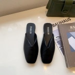 홈 사무실 실내 귀여운 푹신한 슬리퍼 클로즈 토 플랫 가죽 여성용 노새 캐주얼 플러스 : 다파라다이쏘