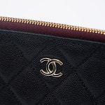 샤넬 클래식 파우치 미디움 블랙 A82545 Y04059 C3906 : 럭시오몰