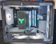 스피드컴퓨터 조립PC 영상편집 게이밍 데스크탑 9800x3d 베그 몬헌 5080 5070ti : JS-글로벌