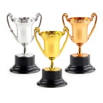 미니트로피 행사 시상식 상패 어린이집 체육대회 쓸모없는 선물 : 비아즈샵