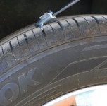 자동차 타이어 돌 제거기 브러쉬 드라이버 공구 이물질 제거 제거봉 일자스틱 스크래퍼 : 락모터스