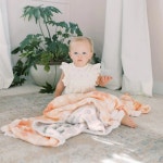 아덴아나이스 실키 소프트 뱀부 드림블랭킷 ADEN + ANAIS KOI POND CHERRY BLOSSOM SILK SOFT BAMBOO MUSLIN DREAM BLANKET : 호주 언니