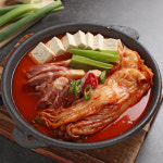 돼지고기김치찌개 목살 국내산 묵은지 김치 : 옆집이모네