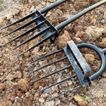 도리깨 갈쿠리 농업 농작 농기구 쇠스랑 삽자루 수확 : 오르카하우스