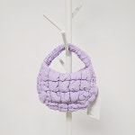 COS 코스 퀼티드 마이크로백 라일락 초미니 구름빵 국내매장 정품 당일발송 : 샷나스픽