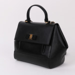 [중고명품엘림] 페라가모 캐리 블랙 금장 탑핸들 숄더백 : 중고명품엘림