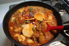 대가주점 매운돼지갈비찜 /매운갈비찜 밀키트 /캠핑 밀키트/ 수원맛집 : 대가갈비찜