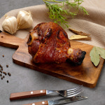 족발 슈바인학센 700g 900g 겉바속촉 훈제왕족발 허니머스타드 칠리소스 제공 : 리빙 하이클래스