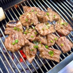 30년전통 양념 돼지갈비 목살 국내산 수제 1kg : 궁중수라간