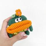 KKAERONG FLOWER GREEN AIRPODS CASE 깨롱이 에어팟 뜨개 케이스 : swiveLoom