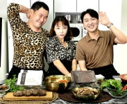 언양 63 궁중 한방 소갈비찜,  LA 양념 갈비 : 언양63한우떡갈비