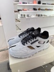 FL21 메종마르지엘라 남성용 Reebok Decortique Painted Classic Leather Handpainted S57WS0429_P4379_H8666 : SELLRAREGOODS