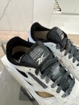 FL21 메종마르지엘라 남성용 Reebok Decortique Painted Classic Leather Handpainted S57WS0429_P4379_H8666 : SELLRAREGOODS