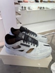 FL21 메종마르지엘라 남성용 Reebok Decortique Painted Classic Leather Handpainted S57WS0429_P4379_H8666 : SELLRAREGOODS