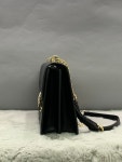 LF-2023-778 소가죽 쓰리클로버버튼 심플 블랙 숄더 크로스백 : 라이프팩토리주식회사