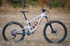 산타크루즈 노매드 6.0 [카본 C / S KIT] : 페달링쇼핑몰