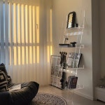 원목 매거진랙 잡지 꽂이 철제 아크릴 스토리지 다층 책장 거실 심플한 바닥 스탠딩 꽃 디 : 브리즈나인