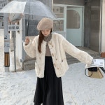 크롭떡볶이코트 루즈핏 귀여운 뽀글이 노카라 퍼 램스울 : 엘러판다