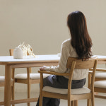 라비에 오크 원목 카페 인테리어 식탁 의자 (암체어/팔걸이형) : 라미에스