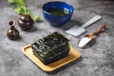 엄마손수제김 (1통에 78장) 조미김 재래김 구운김 도시락 맛있는 즉석 구이 들기름 저염 : 엄마손수제김