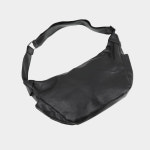 크루아상 하프 문 반달 가죽 크로스백 2COLOR : 나 름