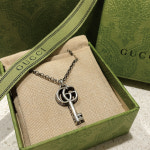 [국내백화점] 구찌 남자 목걸이 열쇠 키 펜던트 : 아리아 럭스