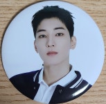 (세븐틴 럭키 드로우 새상품) SEVENTEEN TOUR FOLLOW OFFICIAL MD GOODS LUCKY DRAW 원우 WONWOO PIN BUTTON : 팬덤뮤직
