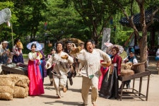 서울에서 출발 수원화성 & 민속촌 당일 투어 : 뜨거운청춘