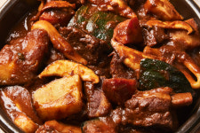 라움푸드 매운 쑥이네 돼지갈비찜 밀키트 700g : 라움푸드