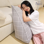 디알엠 삼각 등받이 쿠션 침대 의자 쇼파 등쿠션 그레이 소형 : 주식회사 도레미파라솔