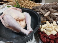 가마솥 토종 닭 백숙 큰 한마리 4인분 밀키트 조리완료제품 캠핑요리 삼계탕 택배 : 농장직영 청둥이 청둥오리