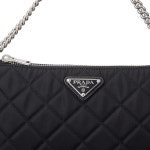 [국내당일배송] 1프라다 포코노 퀼팅 실버로고 블랙 체인 숄더백 1BH026 2AS3 F0002 : 훼라리오