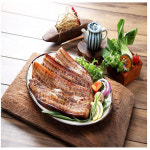 추억의 전통웰빙음식 볏짚삼겹살 : 초벌구이마을