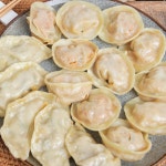 강원도 홍천 옛날식 엄마손맛 수제 손만두 김치만두 30개 : 홍천중앙시장 혜숙이네