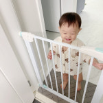 일루와 프리미엄 안전문 아기 유아 초미니 반자동 안전가드 59-66cm 펜스 : ILLUWA