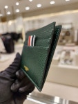 [THOM BROWNE] 톰브라운 페플 그레인 카드지갑 MAW220A-00198-310 : 롯데 이천점 아르마디오