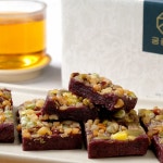 궁중본떡집 흑미영양찰떡 건강한 프리미엄 식사대용 곡물디저트 32개입 : 파주원조궁중영의정인절미