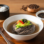 할매곳간 영광 검정 보리면 흑보리 건강 보리 다이어트 당뇨 국수 360g 1팩 (2인분) : 할매곳간